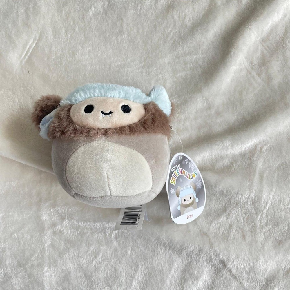 Squishmallows Dray Yeti Bigfoot Plush 4.5 Inch Christmas Holiday Mini NWT